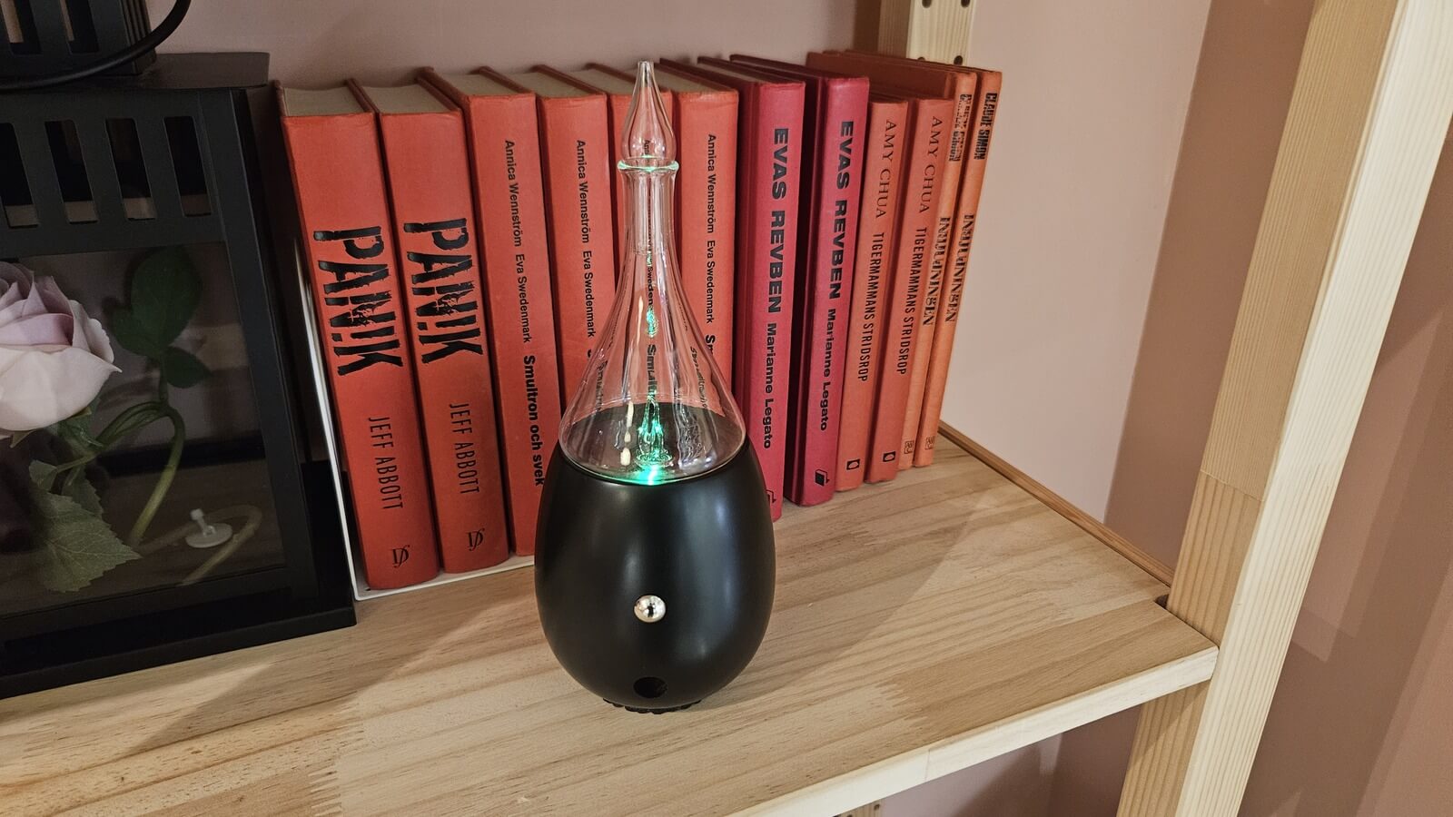 Nebulizing Diffuser for an essential oils for stress routine