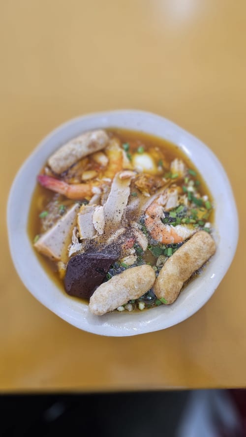 Bánh canh cua Út Lệ