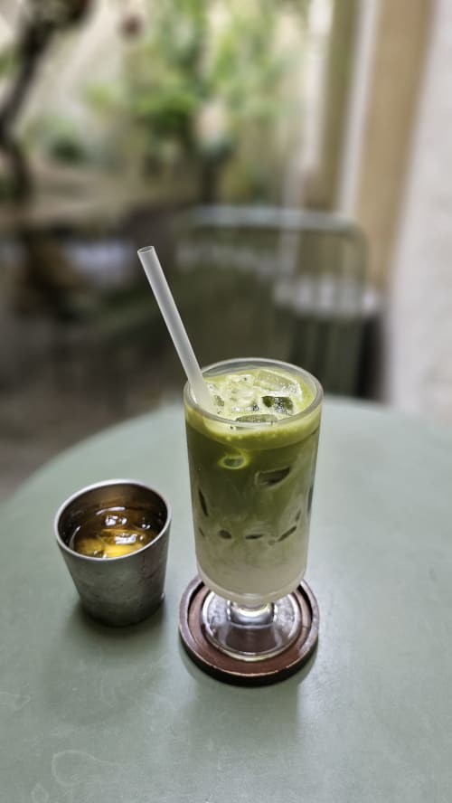Omomo Signature Coffee & Tea