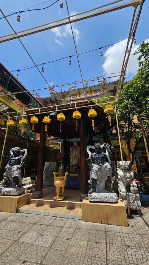 Tuyen Lam Buddhist Temple