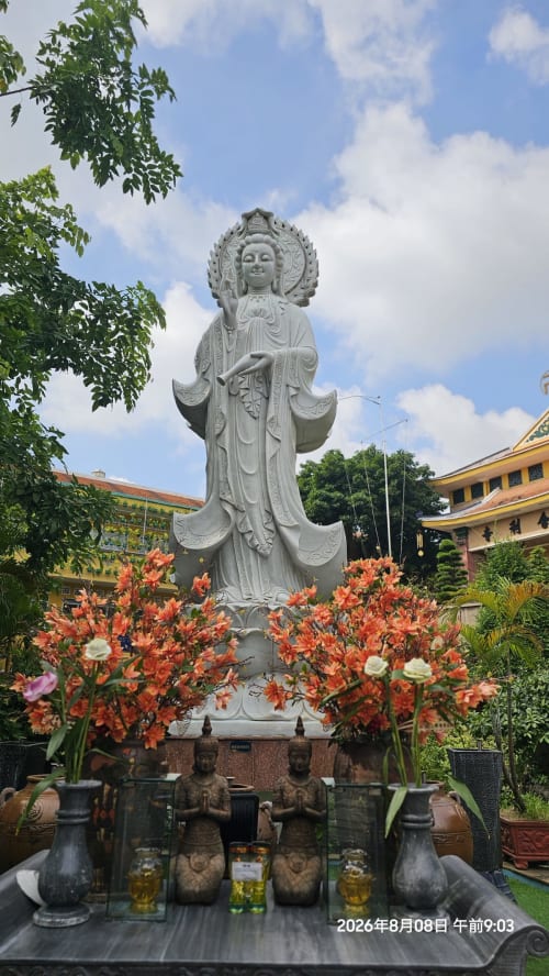 Xa Loi Temple