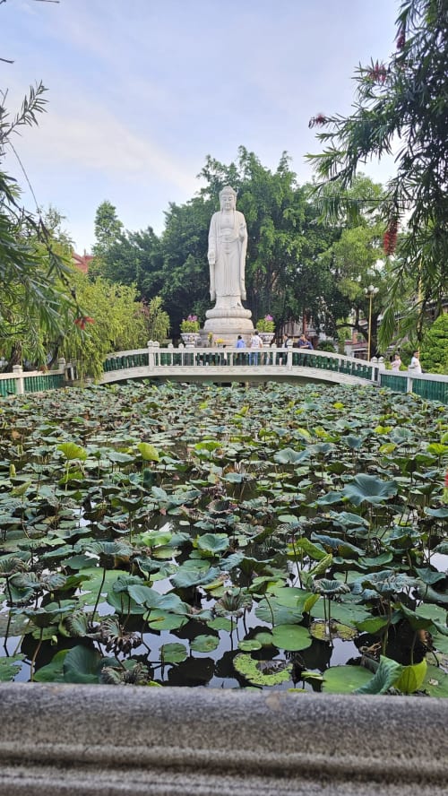 Hue Nghiem Pagoda