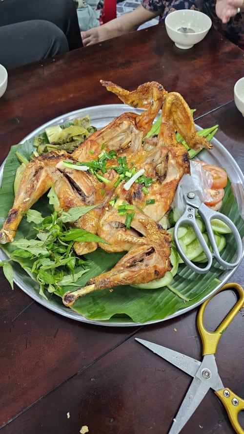 Quán ăn Song Trang