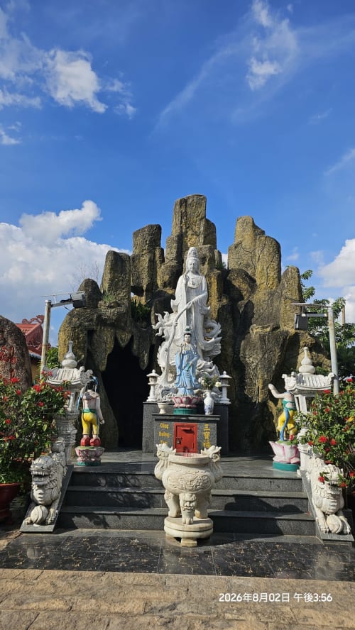 Long Thanh Buddhist Temple
