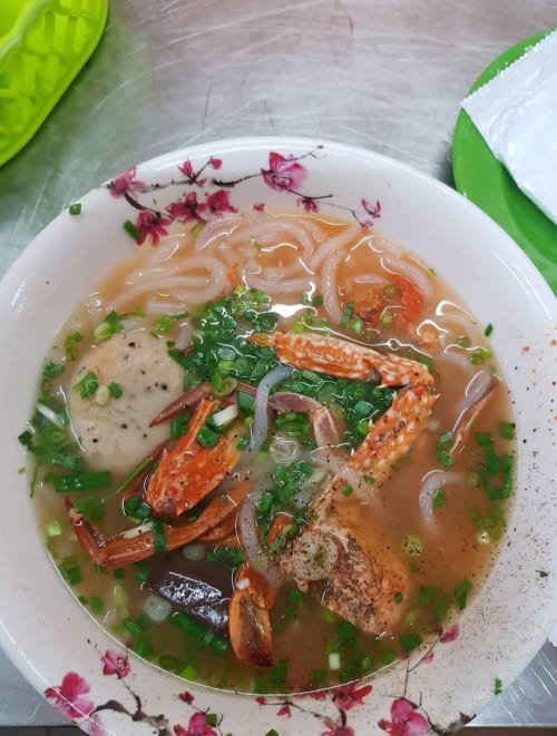 Bánh Canh Ghẹ Cầu Bông