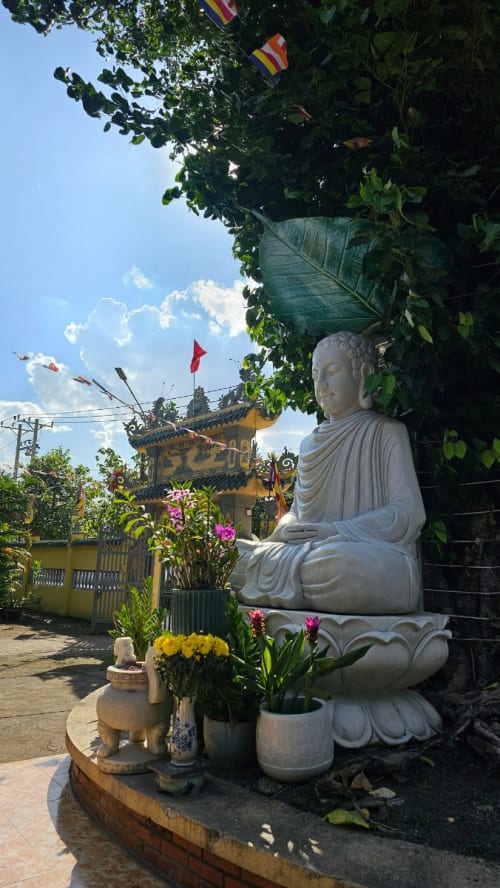 Dai Giac Ancient Buddhist Temple