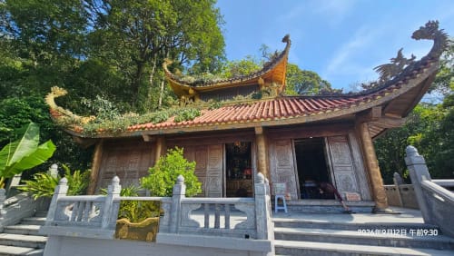 Chùa Vàng Tam Đảo