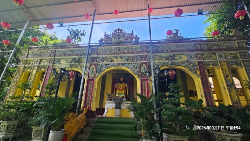 Buu Phong Temple