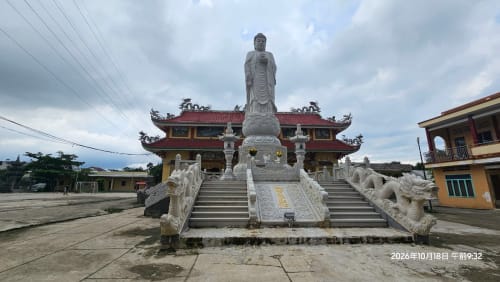 Long Hoa Ancient Buddhist Temple