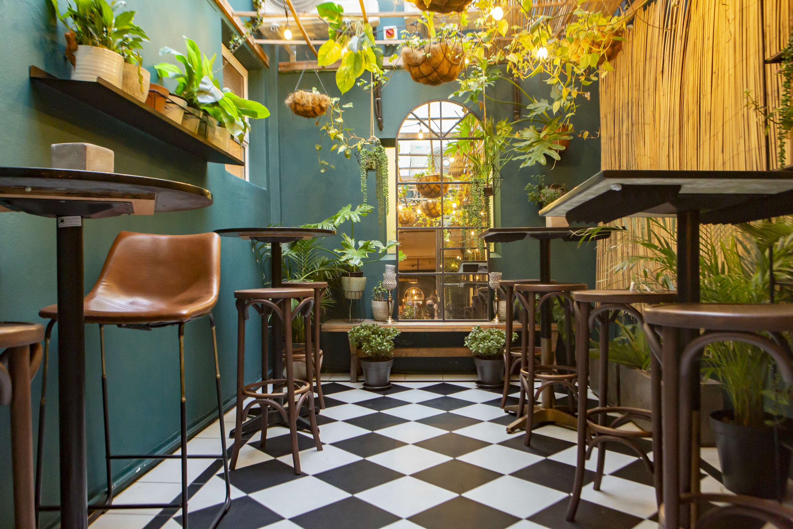 Restaurants and Cafes