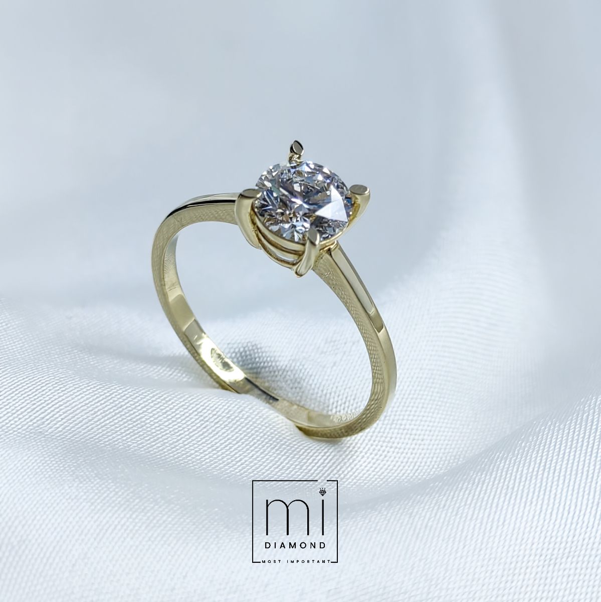 1.03 Carat D color Vs1 Round IGI Sertifikalı Lab. Pırlanta