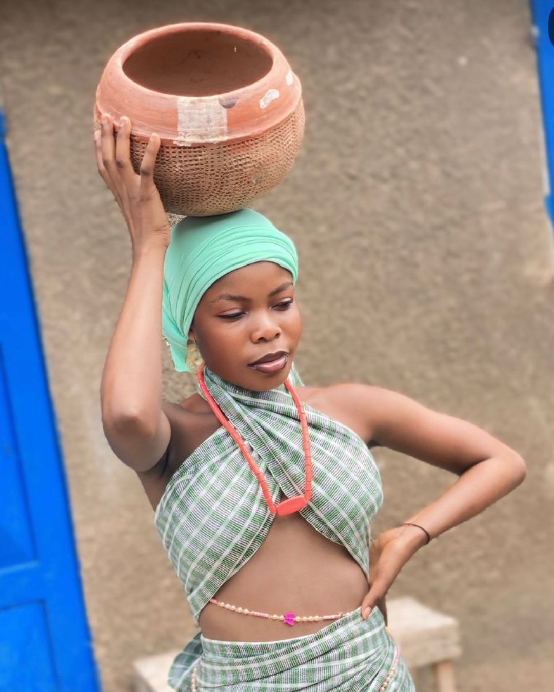 Ireti Bowo DOSSOU GHISLAINE