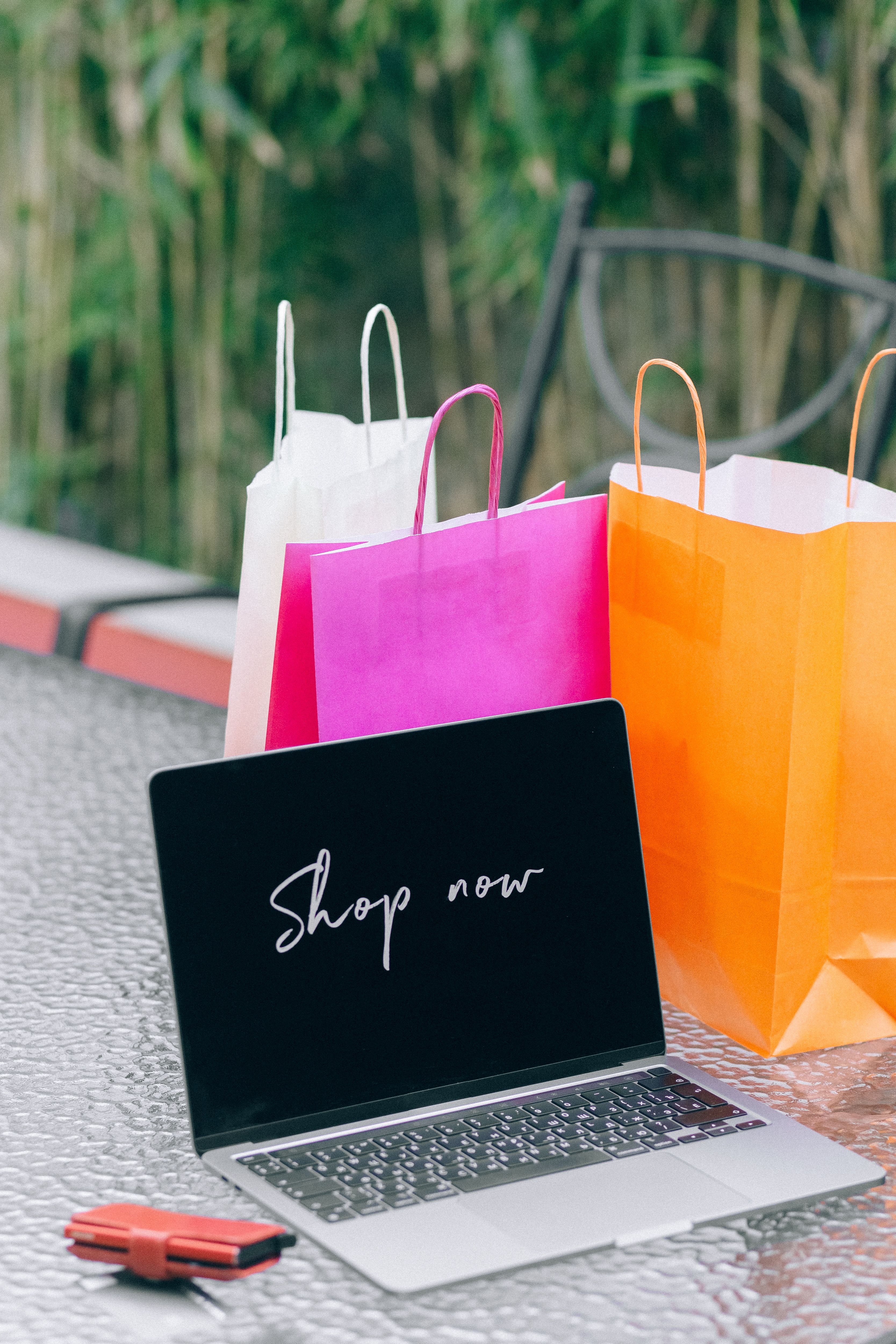 E-Commerce