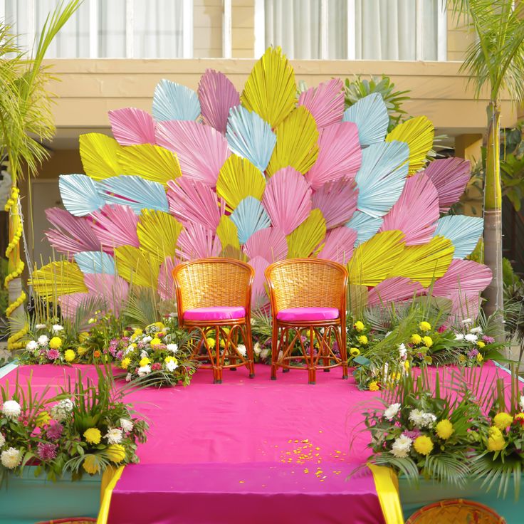 Colorful Tropical Palm Leaf Mehendi Ceremony Decoration
