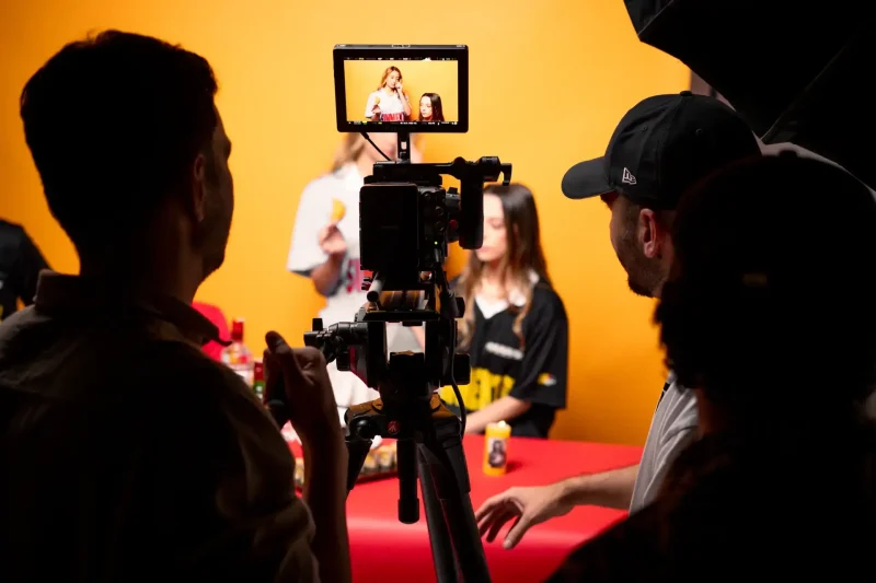 Equipo de producción audiovisual y dirección técnica en set | DUAL PRODUCTORA