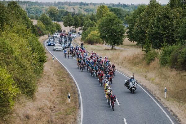 What's the purpose of a break(away) in cycling?