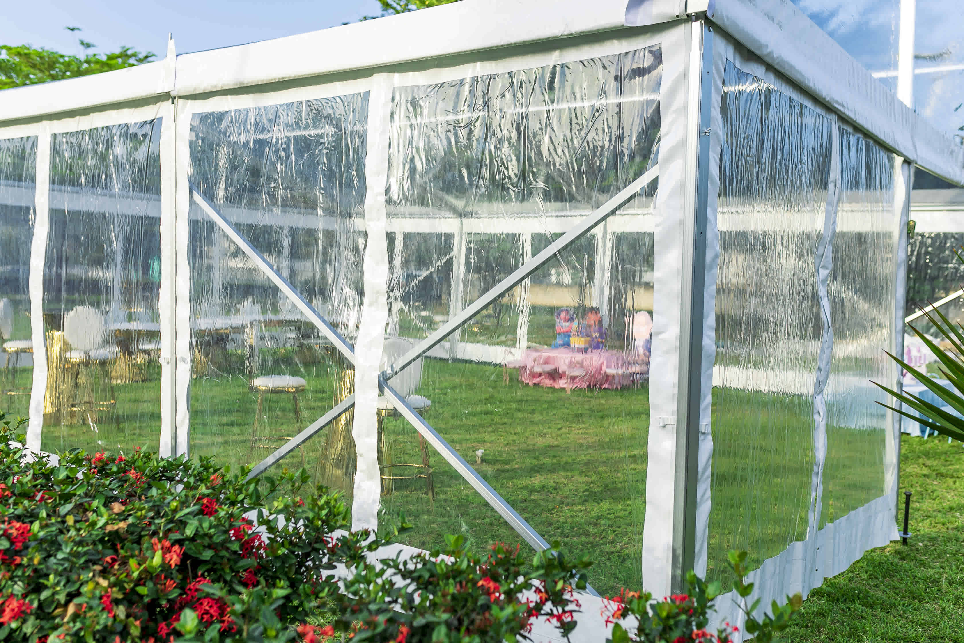  clear pvc marque with chairs