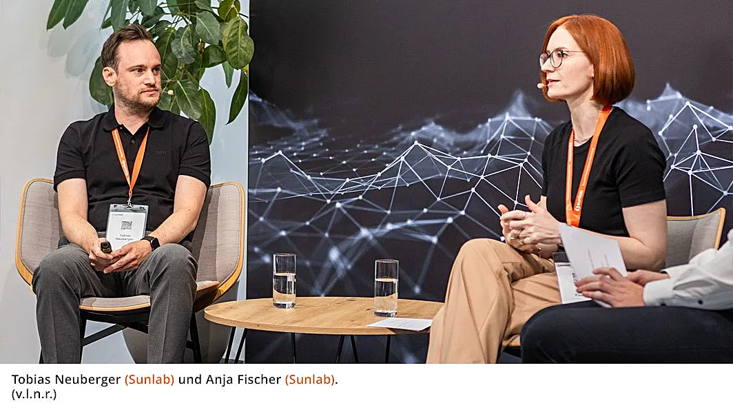 Aufnahme des SEO-/SEA-Dialogs von Tobias Neuberger (Sunlab) und Anja Fischer (Sunlab)