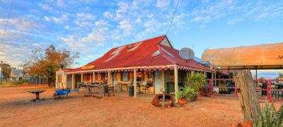 7 Legendary Outback Pubs You Need to Drink at This Winter