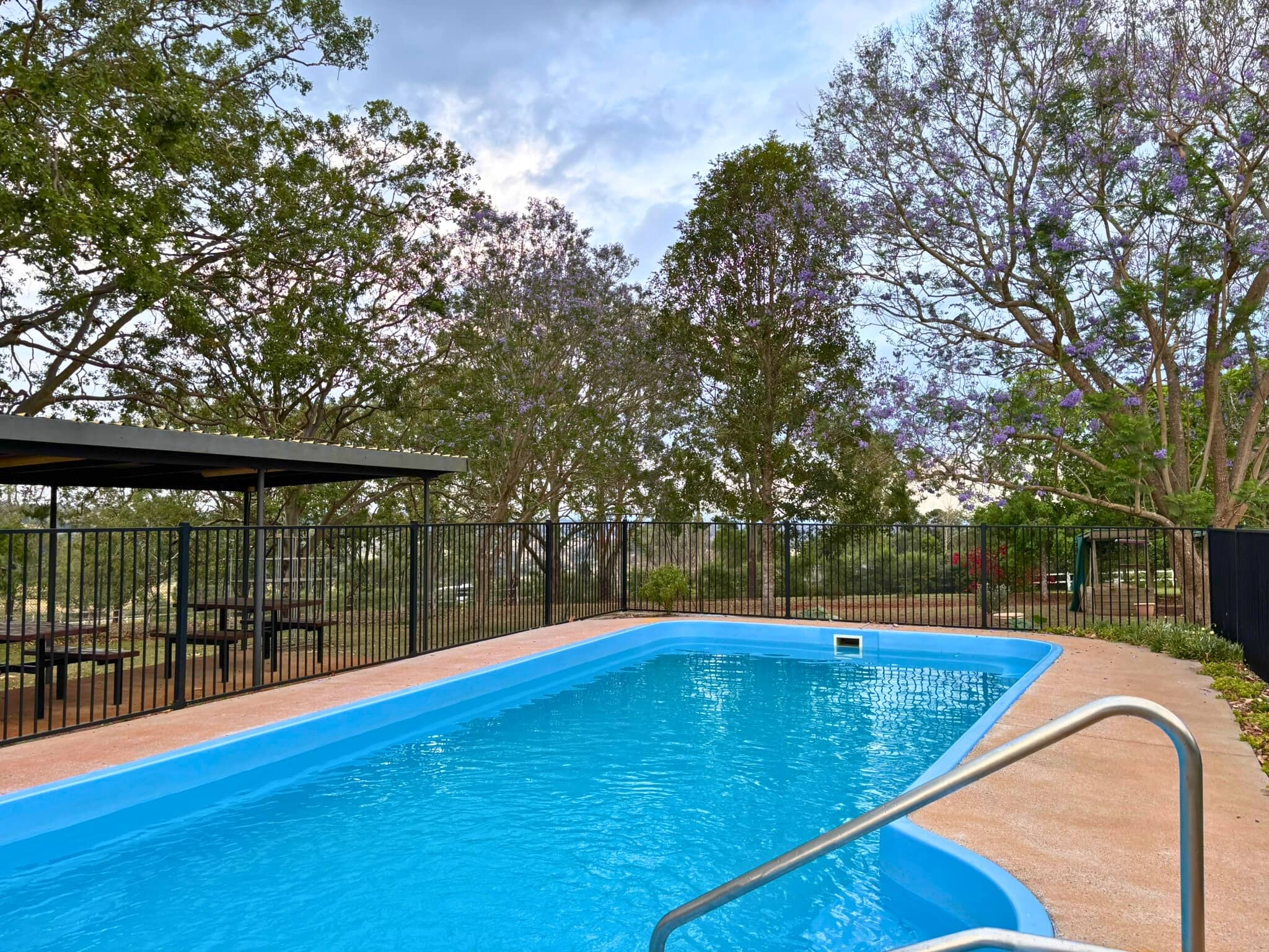 Yarraman Caravan Park & Cabins