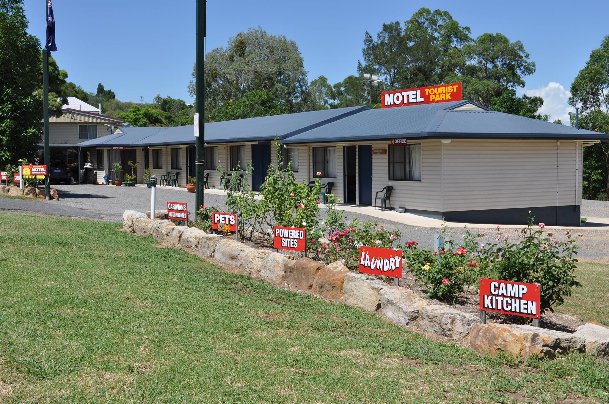 Killarney Sundown Motel & Caravan Park