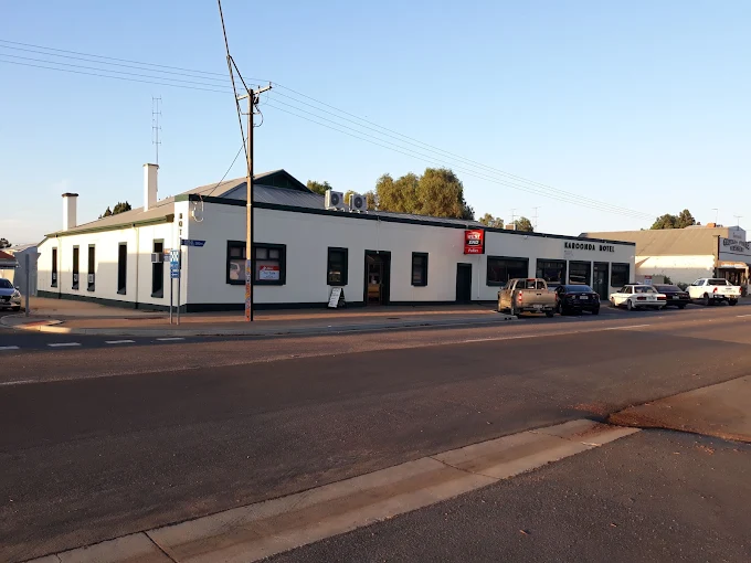 Karoonda Hotel