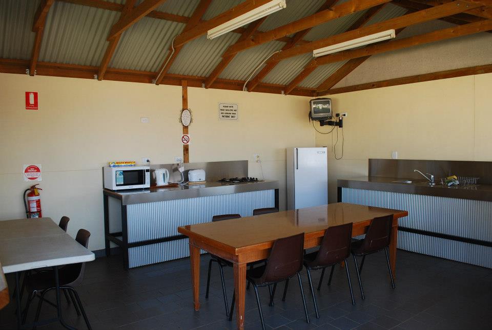 Peterborough Caravan Park photo 7