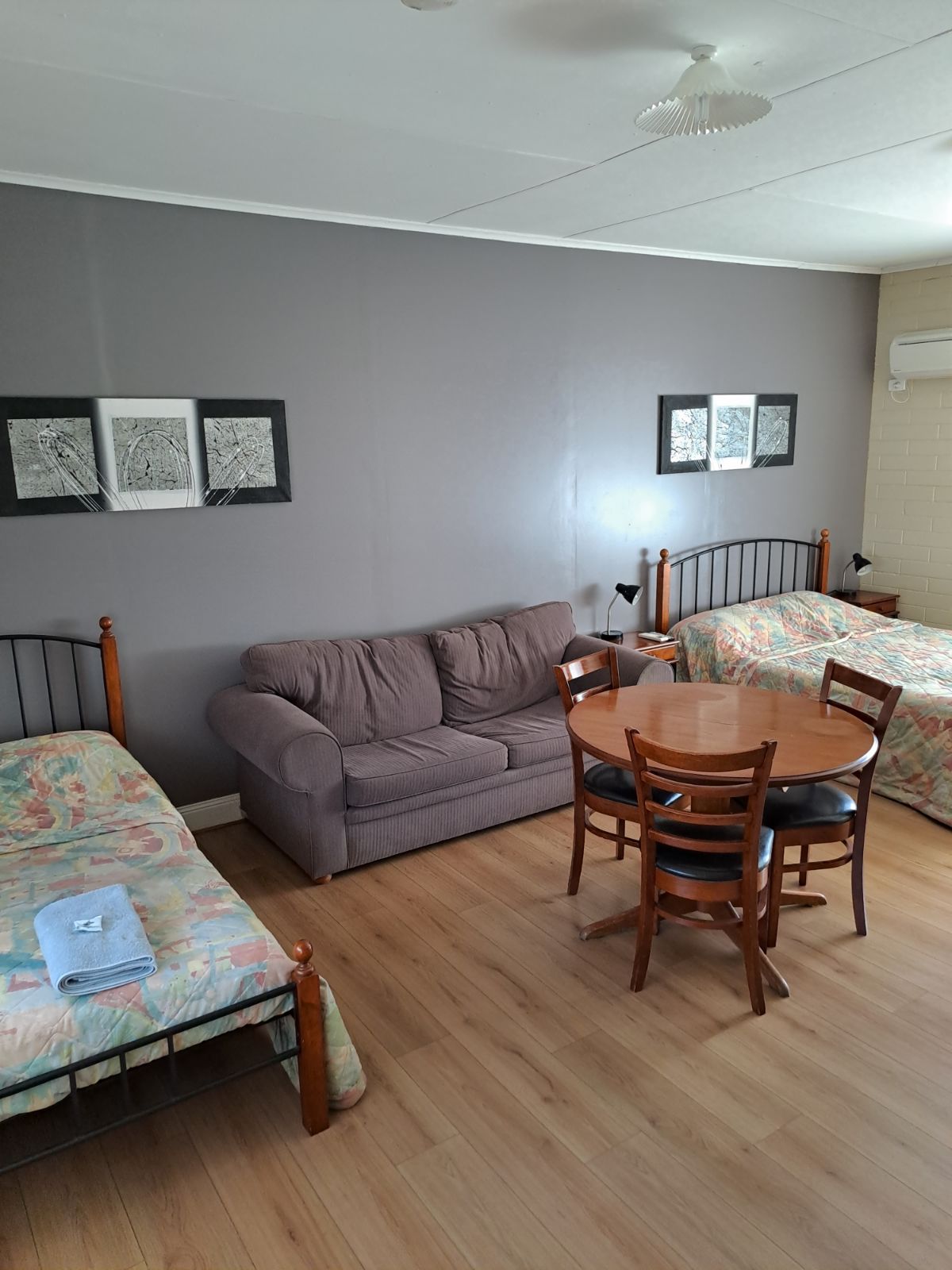 Peterborough Caravan Park photo 6