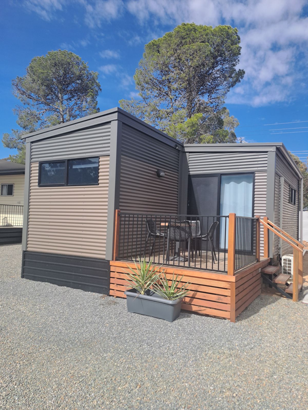 Peterborough Caravan Park photo 3