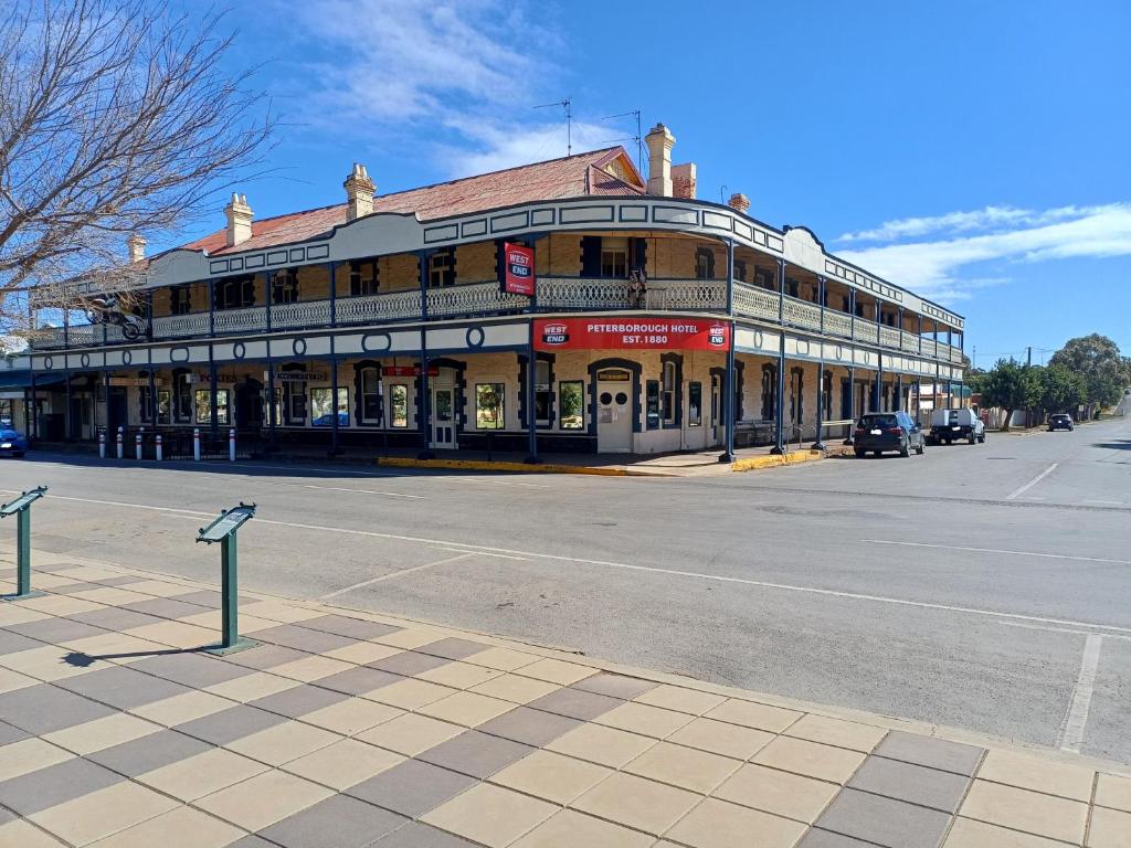 Peterborough Hotel photo 1