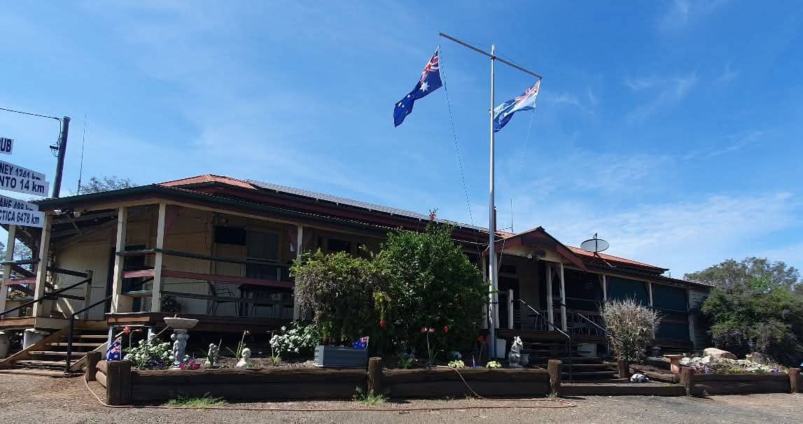 Waratah Hotel Mungungo