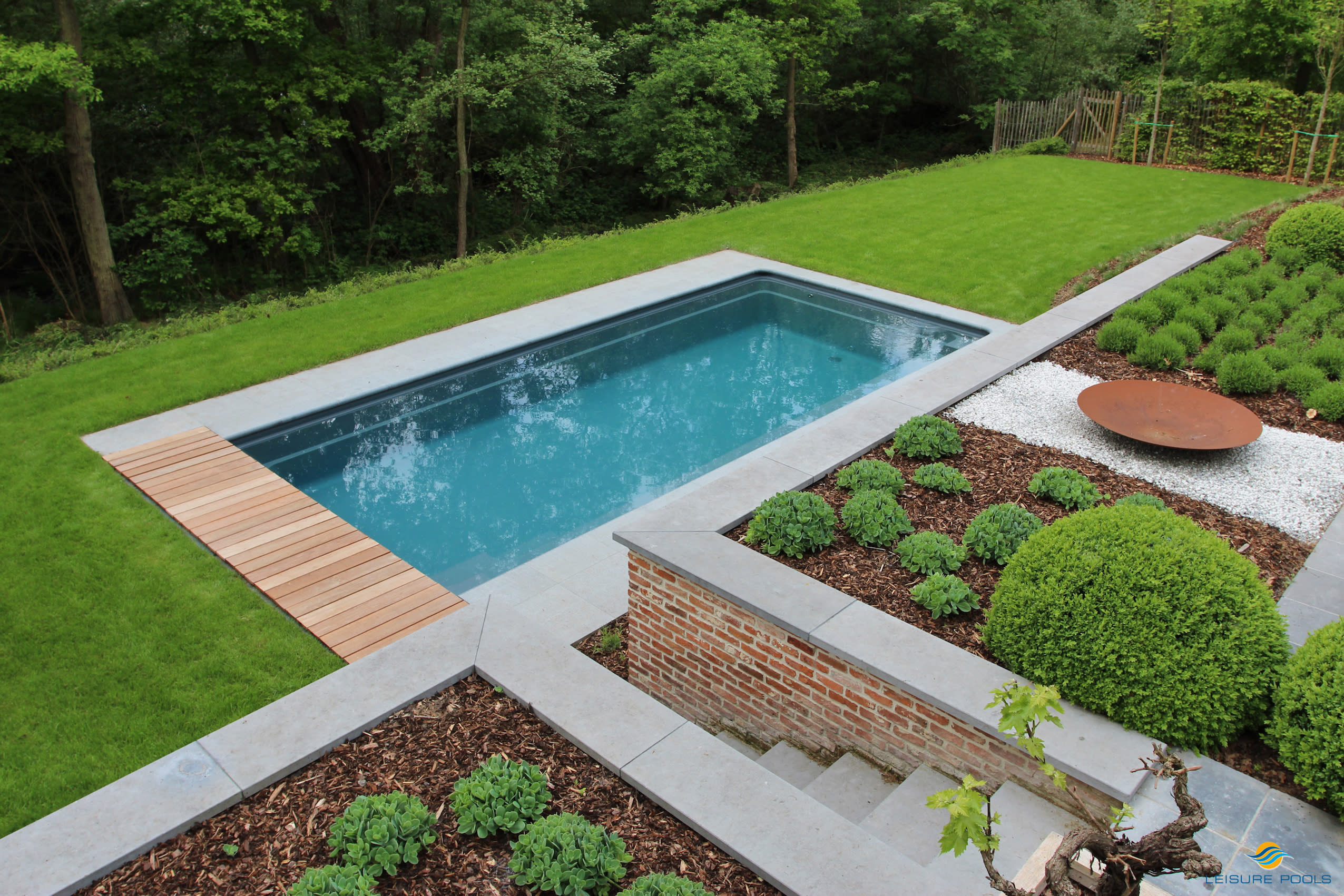 Schwimmbad-Abbildung 1