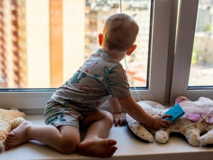 Осторожно, открытые окна: призываем каширян смотреть за малышами