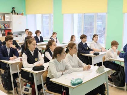Более 1000 школьников из Подольска приняли участие во Всероссийских проверочных работах