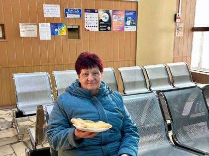 Пассажиров «Мострансавто» в Ногинске угостили блинами и горячим чаем