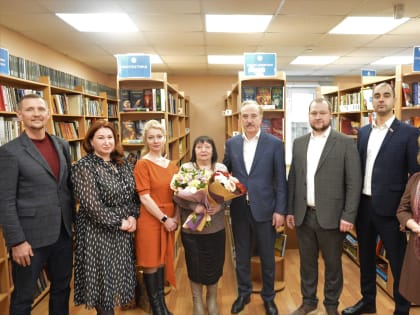 Владимир Ружицкий поздравил краеведа Люберец с днем рождения