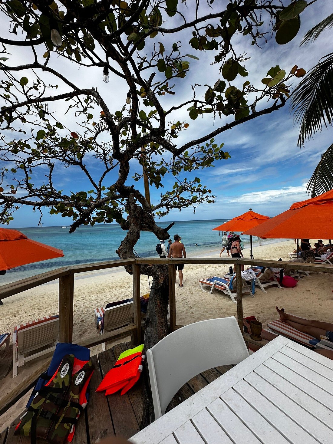 Cayuco Restaurant