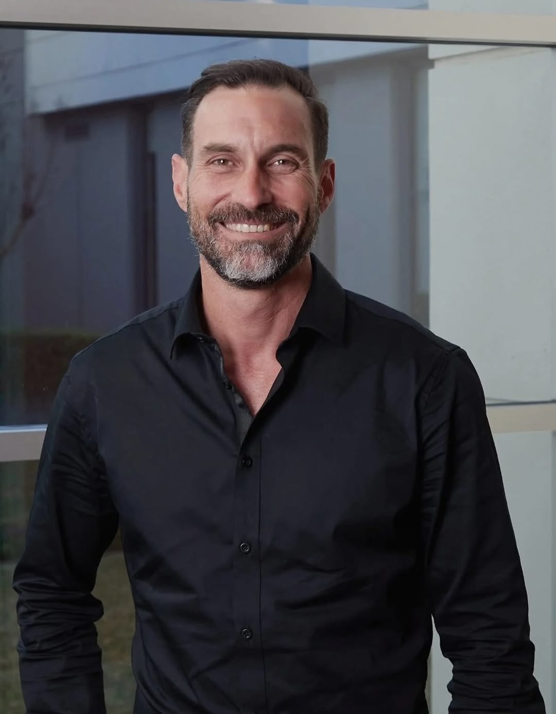 Dr Clinton Schultz