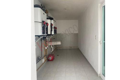 Imagen 5 de CASA EN RENTA EN EXCLUSIVO FRACCIONAMIENTO A UNA CUADRA DE TOWN SQUARE METEPEC,ESTADODE MEXICO