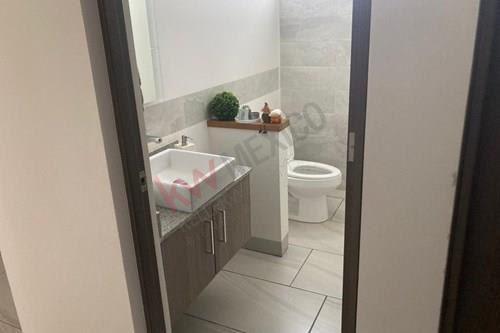 Imagen 20 de Venta de Casa Seminueva en Residencial Alboreto con una gran plusvalía