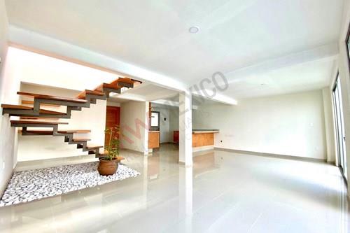Imagen 5 de CASA EN VENTA ILUMINADA CON ACABADOS DE ALTA CALIDAD EN CONDOMINIO EN SAN MATEO