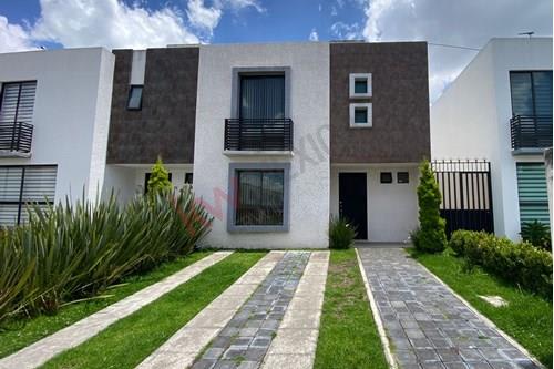 Oportunidad! Casa en renta en Bosques Residencial, Zinacantepec!