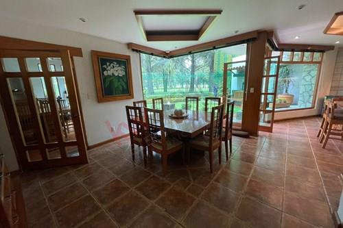 Imagen 39 de Lujosa residencia en venta en el fraccionamiento club de golf San Carlos, Metepec