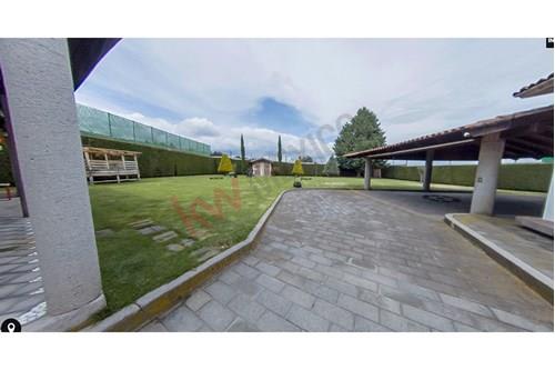 Imagen 14 de CASA EN VENTA EN CACALOMACAN TOLUCA, ESTADO DE MEXICO