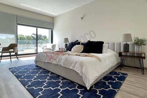 Imagen 9 de Casa en Venta en Fraccionamiento en Metepec con gran Casa Club, con alberca