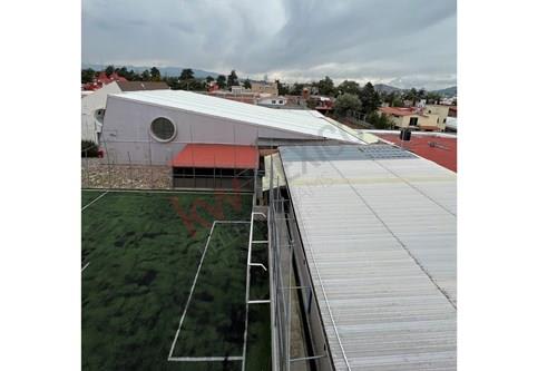 Imagen 5 de EXCELENTE EDIFICIO CON BODEGA Y CANCHA UBICADA ESTRÁTEGICAMENTE EN LÍMITES DE TOLUCA CON ZINACANTEPE