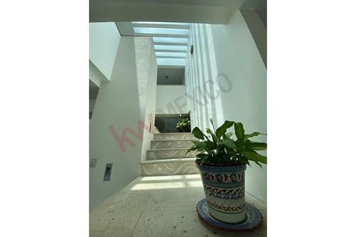 Imagen 13 de Magnífica Residencia en venta en Cacalomacán Estado de México