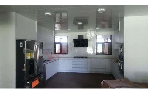 Imagen 7 de CASA EN VENTA EN METEPEC, EN EL CLUB DE GOLF SAN CARLOS, A ESTRENAR