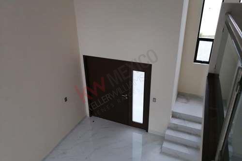 Imagen 30 de CASA EN VENTA EN METEPEC, UBICADA MUY CERCA DEL CASTAÑO