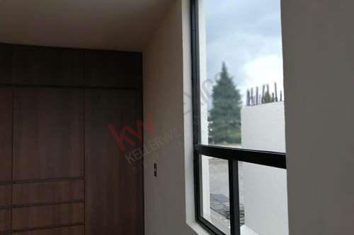 Imagen 36 de CASA EN VENTA EN METEPEC, UBICADA MUY CERCA DEL CASTAÑO